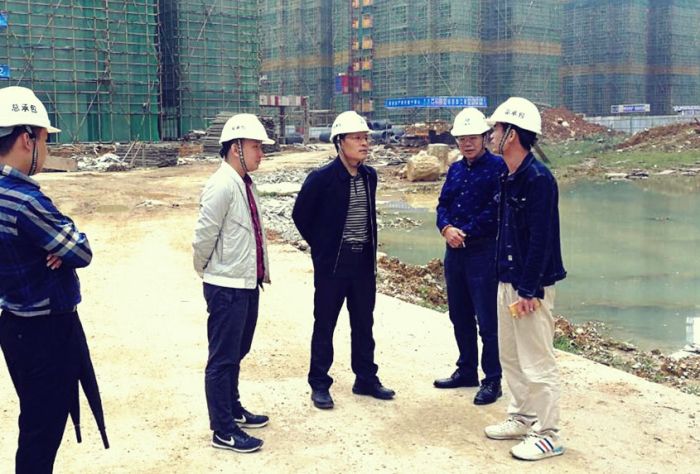 11�ֳ���Ƭ��½���� �㣩1.jpg