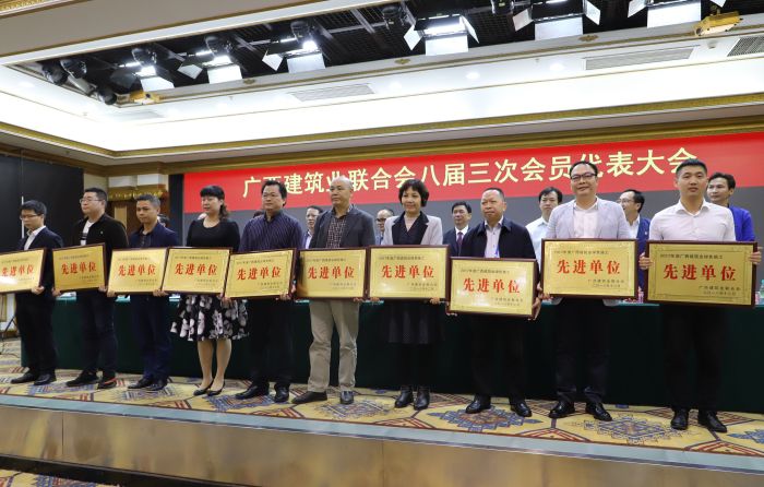 ��˾���ܾ�������ҫ������˾��̨��ȡ������������ ��.jpg