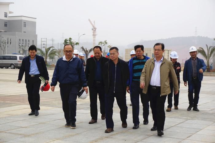 5.������һ������Ŀ�깤������ʵ�ع۲���л΢�� ��700.jpg