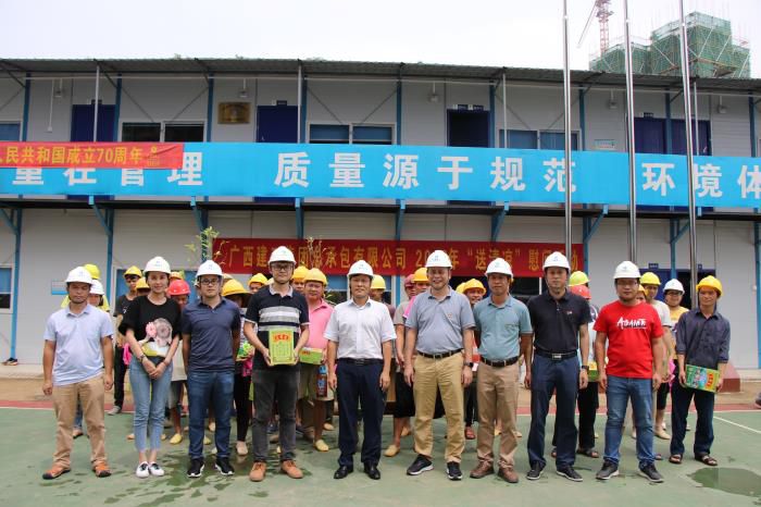 1�������˶��ֳ���ũ���� ��700.JPG