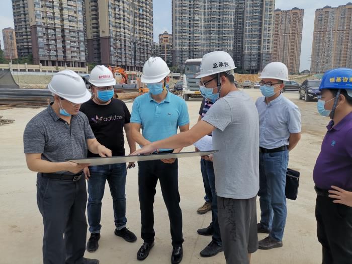 2.1�����ֳ��������� ��700.jpg