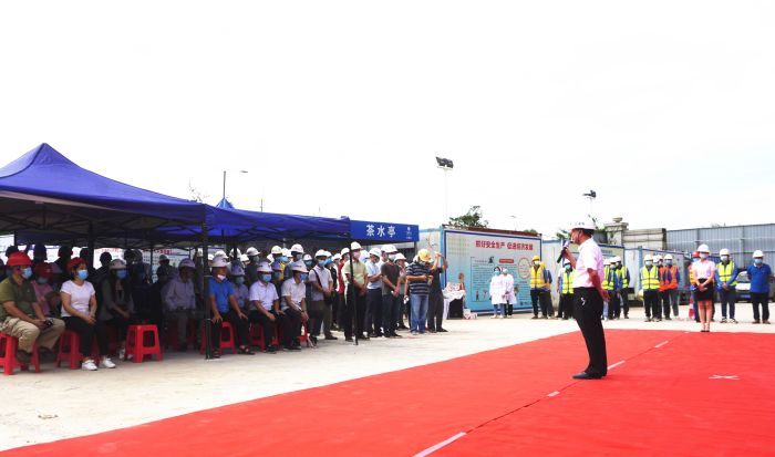 ��˾�����ܼ���ǿΪ�������е�����л΢�� ��.jpg