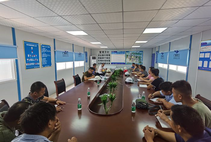 �����ֳ��� ����Ӣ ��.jpg