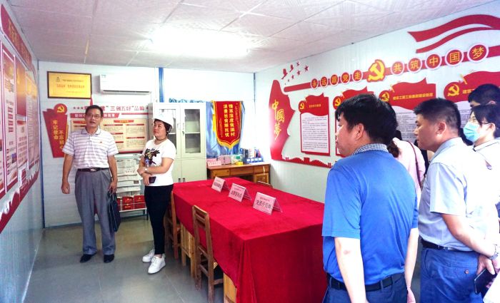 32��Ħ�ֳ���л΢�� ��.jpg