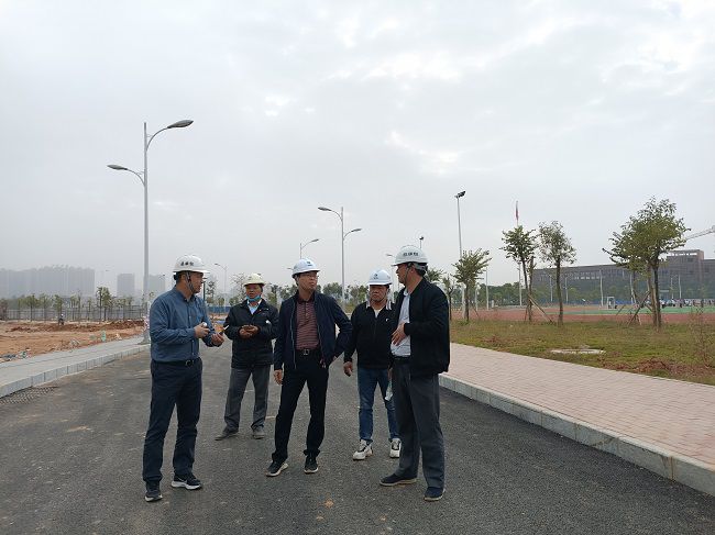 ��Ŀ�ֳ���Ī���� �㣨��ͼ��.jpg