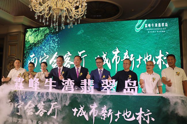 �����������α�һͬ��Ӱ������ ���ϴ� �㣨��ͼ��.jpg