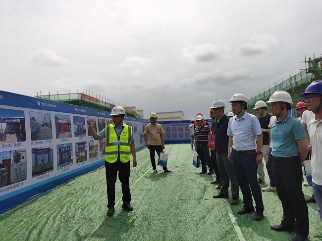 ��Ħ�ֳ������ľ� �㣨��ͼ��.jpg