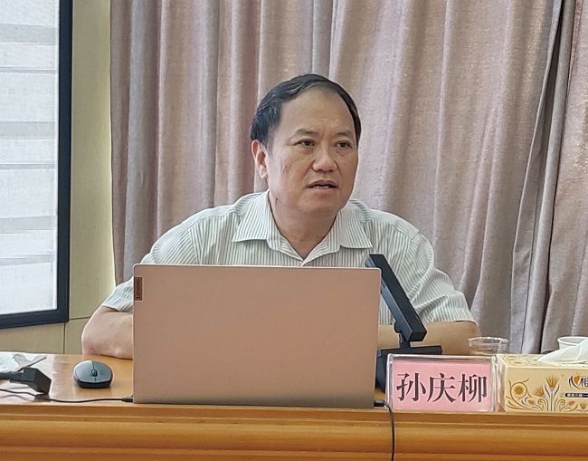 �������ڽ������Ʊ��� �㣨��ͼ��.jpg