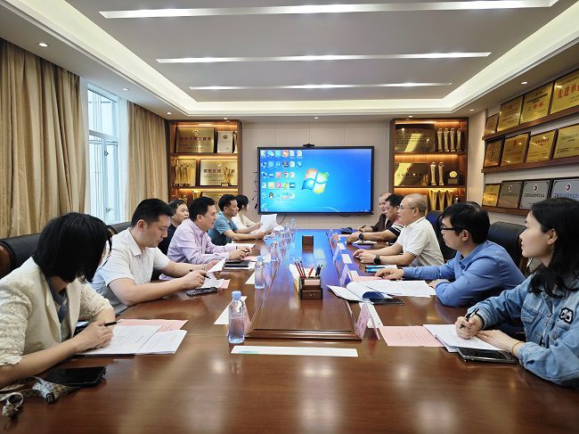 1712453415113427.jpg 集会现场 郑诗宝 摄 修.jpg